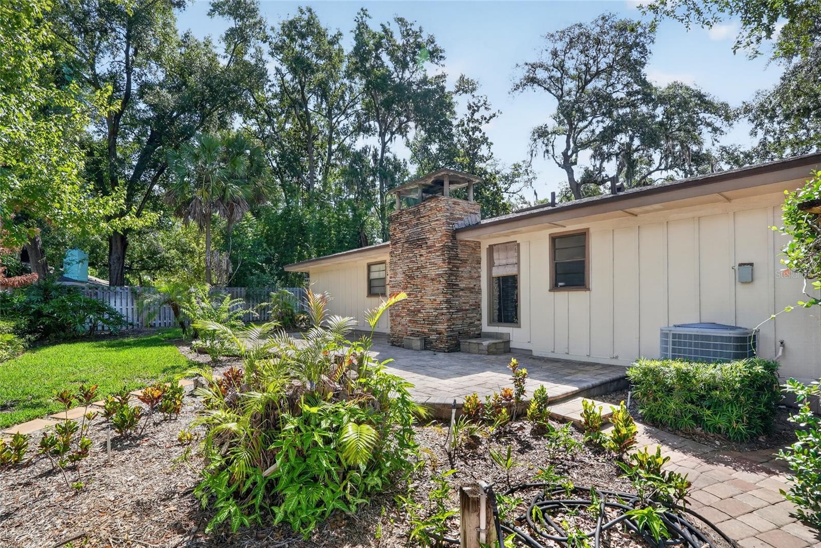 2053 WOODY DRIVE