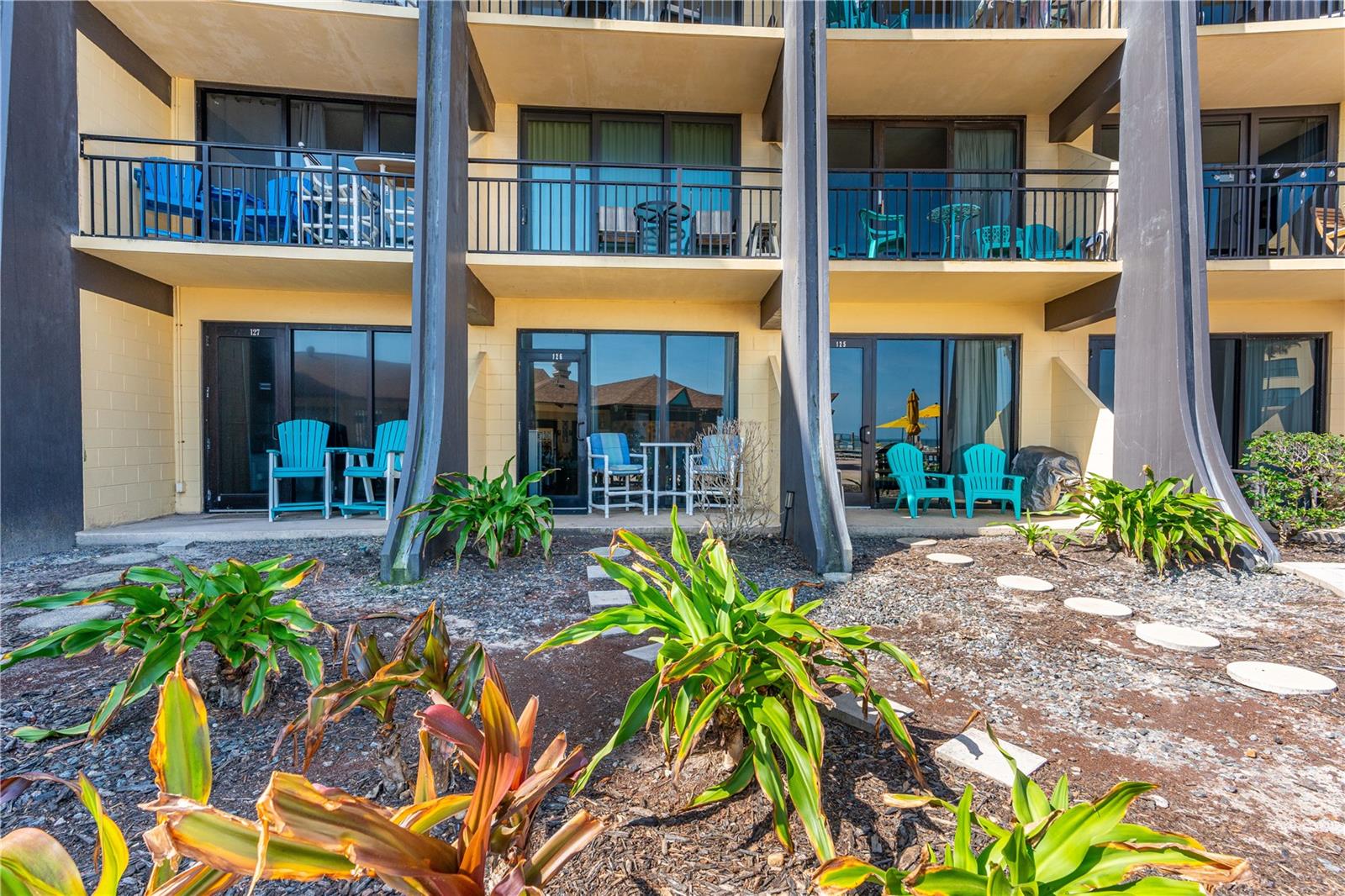 HAWAIIAN INN LC - Residential