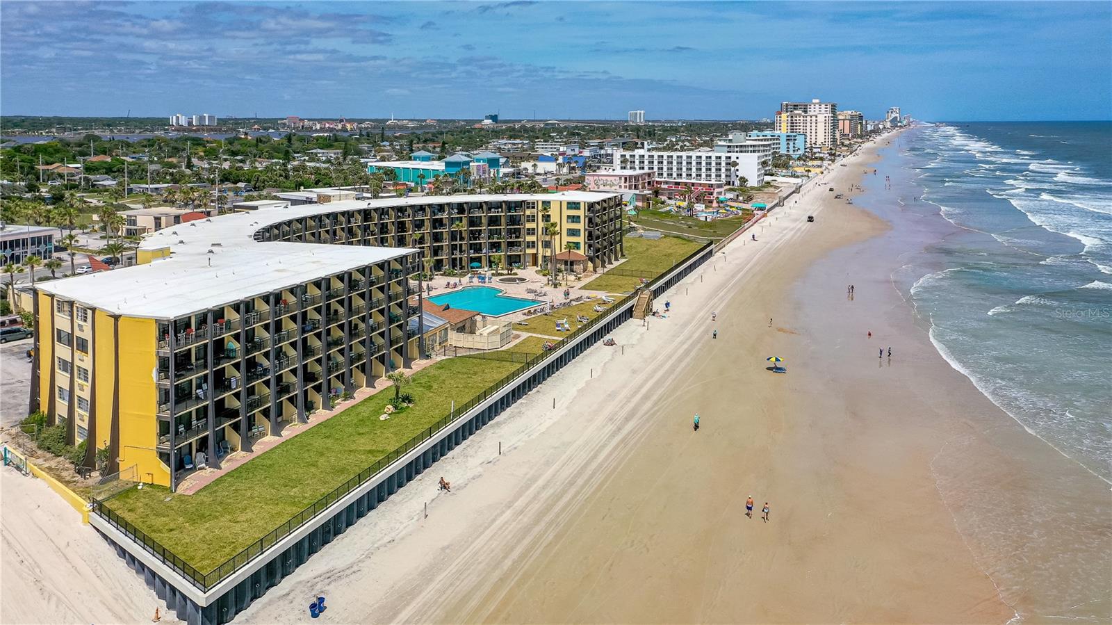 HAWAIIAN INN LC - Residential