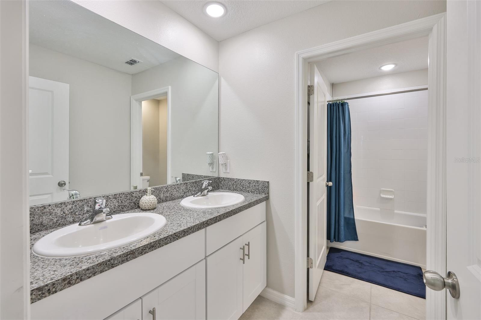 SOUTH CRK PH 2A 2B & 2C - Residential