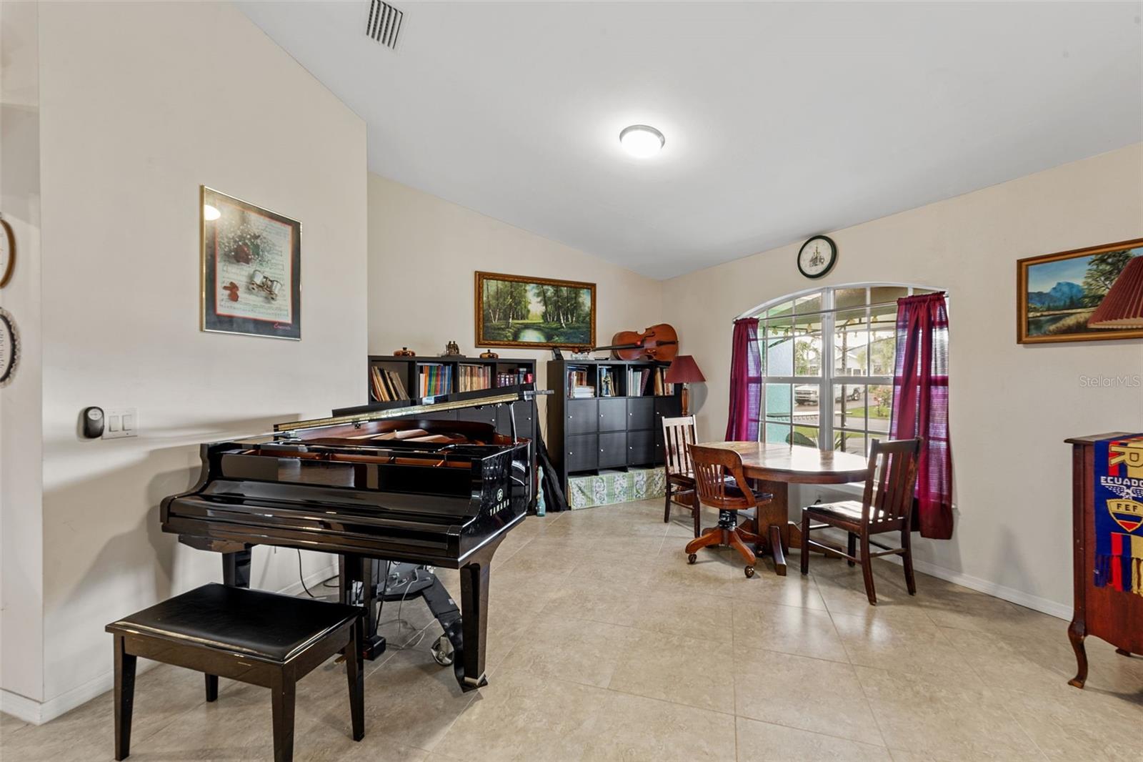 1029 NW JUANITA PLACE