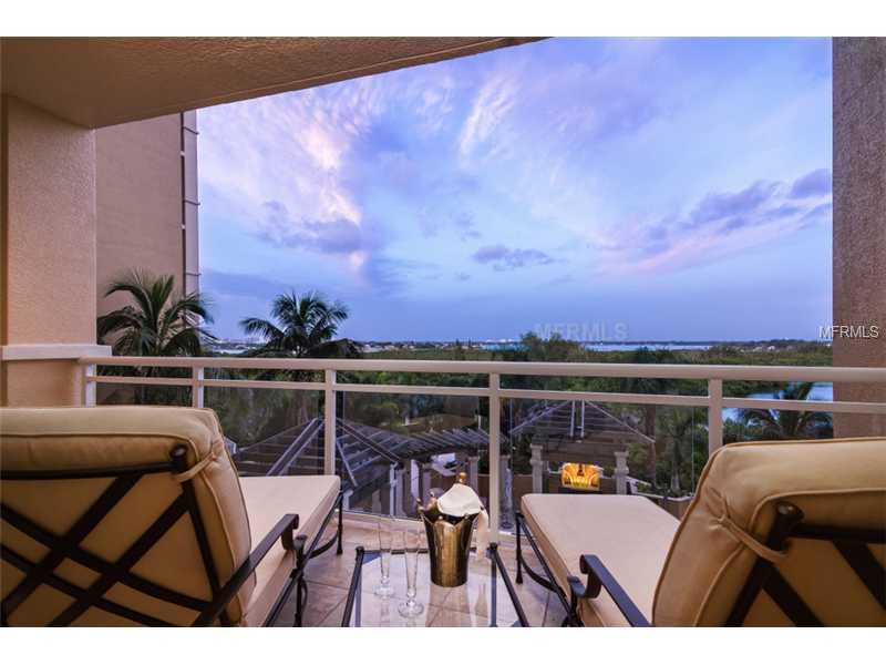 BEACH RESIDENCES - Residential