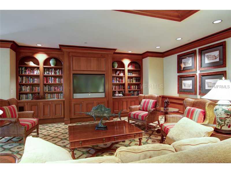 BEACH RESIDENCES - Residential