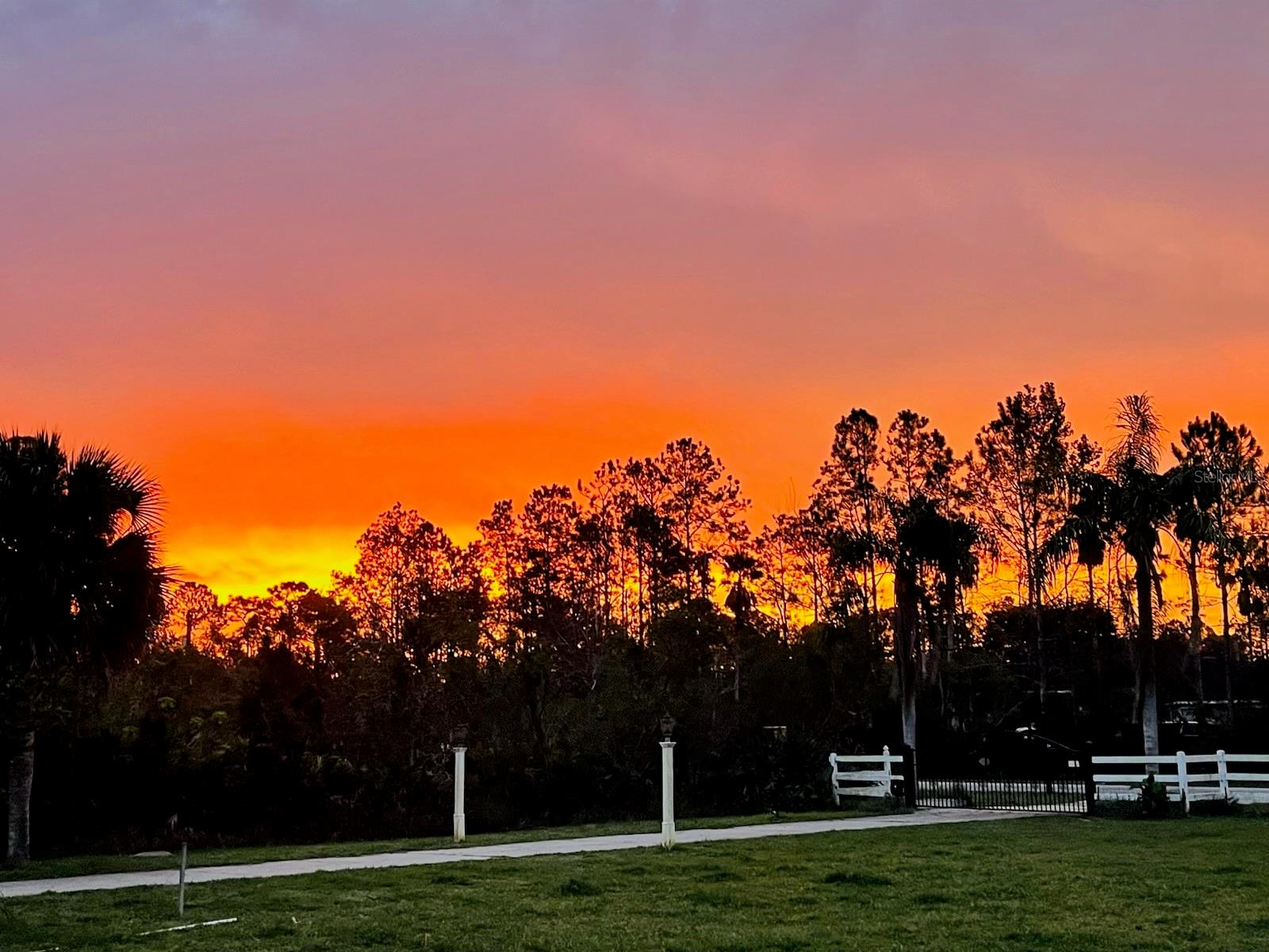 COUNTRY ACRES UNIT 04 - Residential