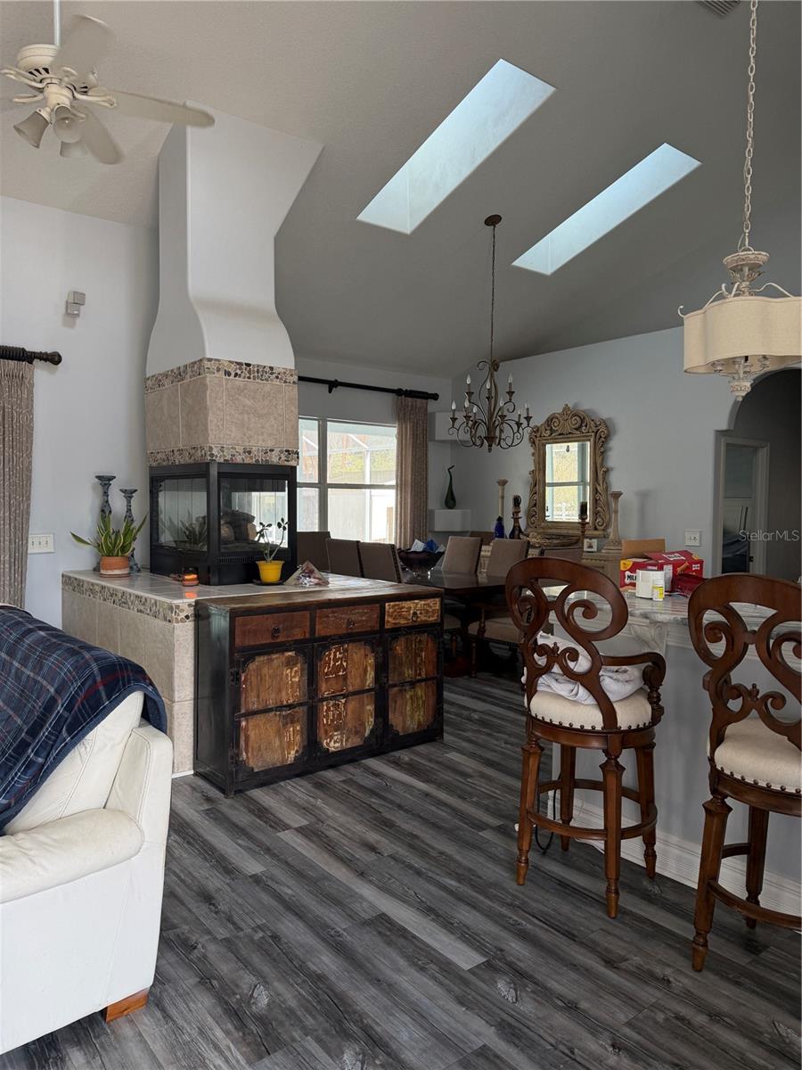 COUNTRY ACRES UNIT 04 - Residential