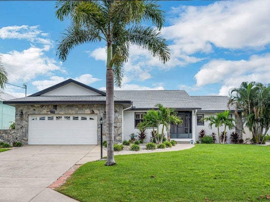743 KINGSTON CT, APOLLO BEACH, FL 33572 - Image 36b22e213d7f38bc3ce2044e90eaaa9a/2592215088