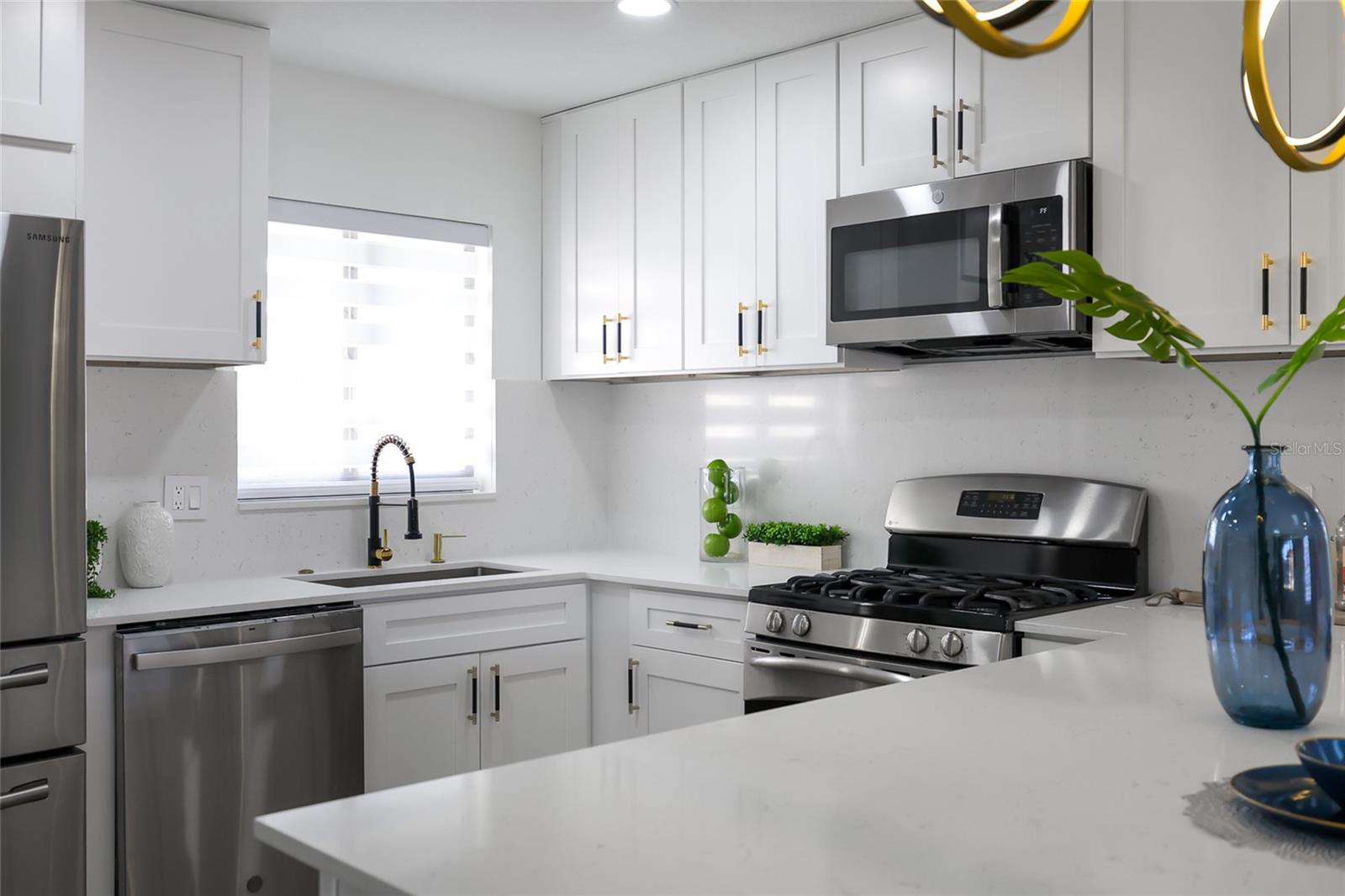 SOMERSET VILLAGE - Residential