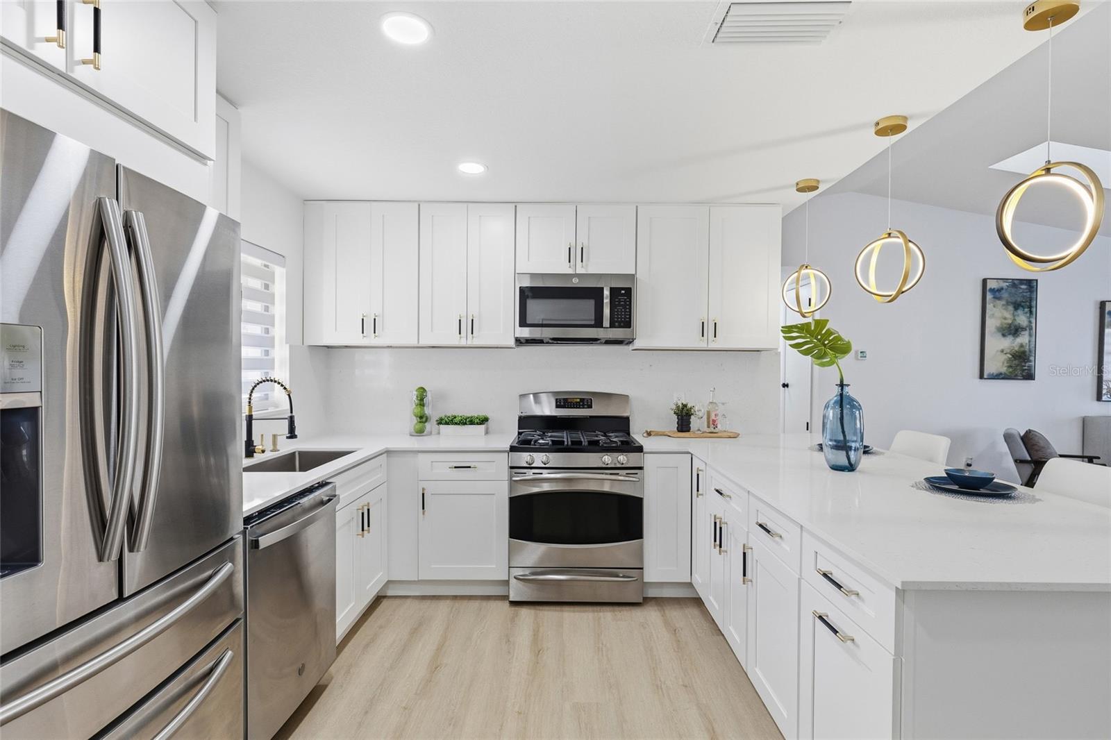 SOMERSET VILLAGE - Residential