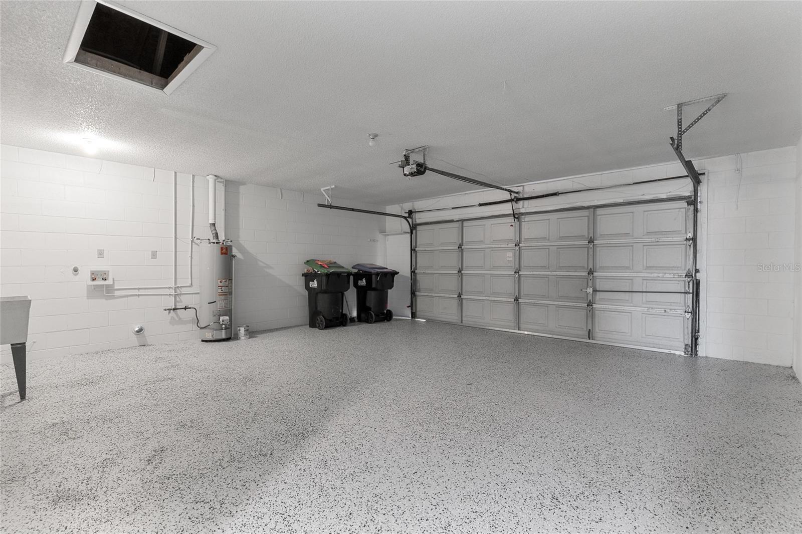 SOMERSET VILLAGE - Residential