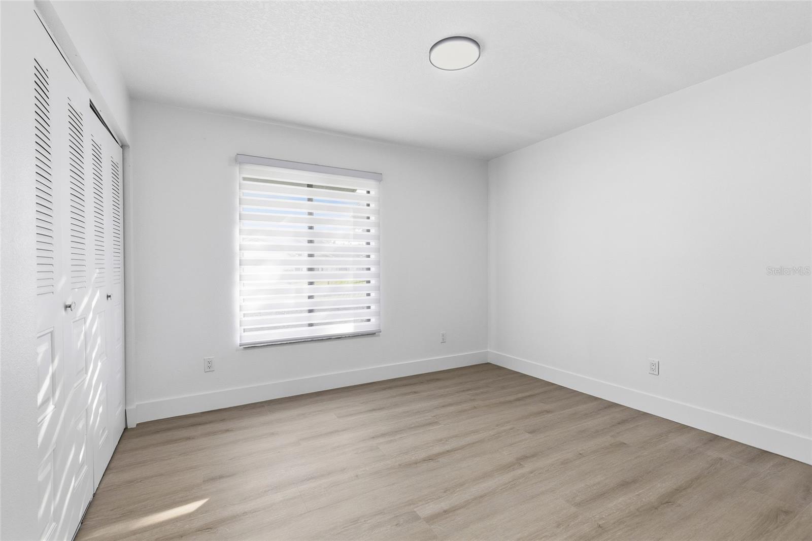 SOMERSET VILLAGE - Residential