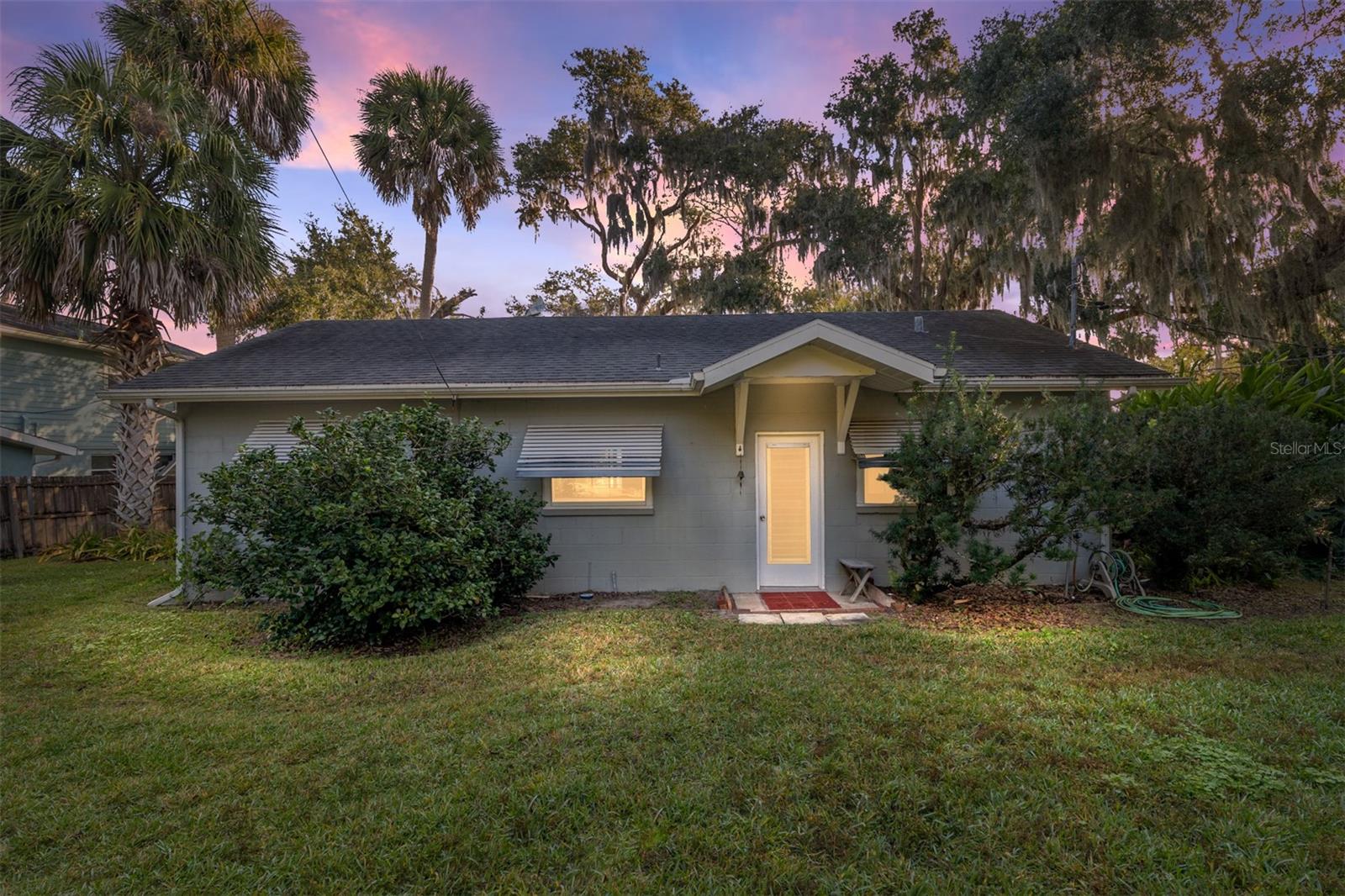 SUNSET HARBOR - Residential