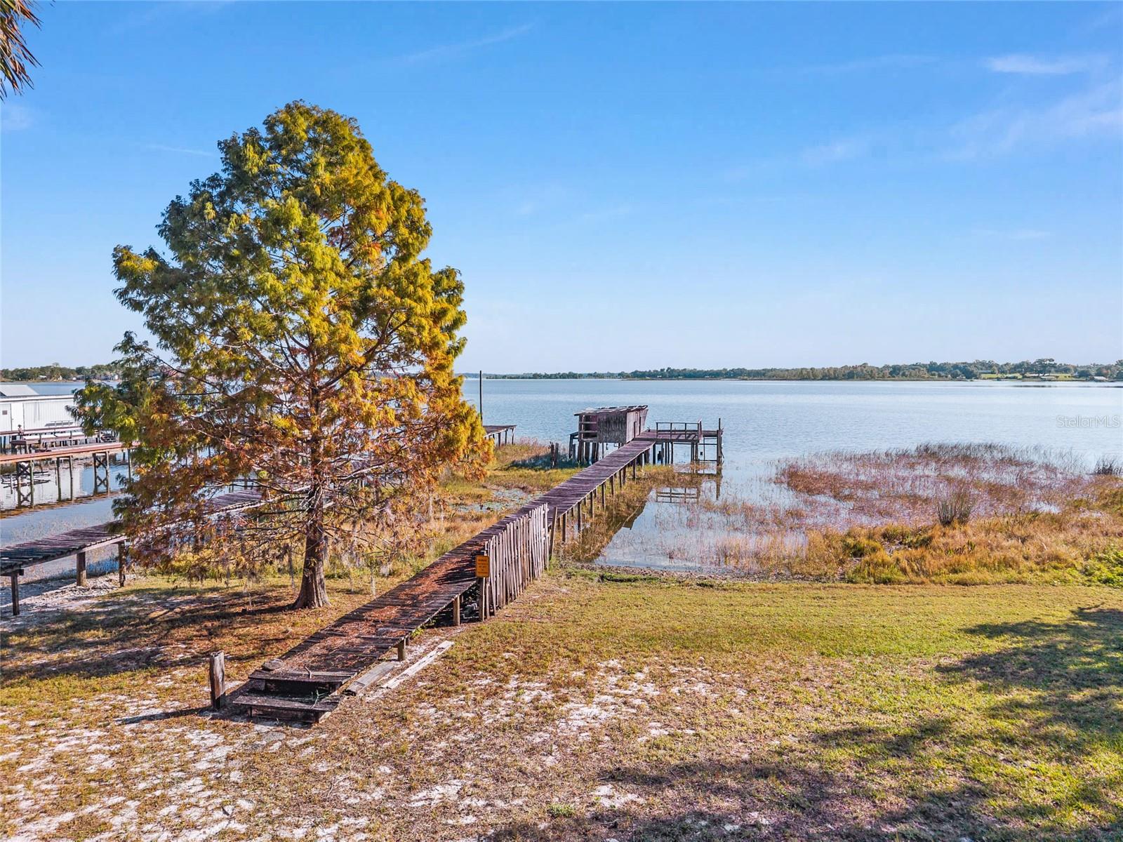 SUNSET HARBOR - Residential