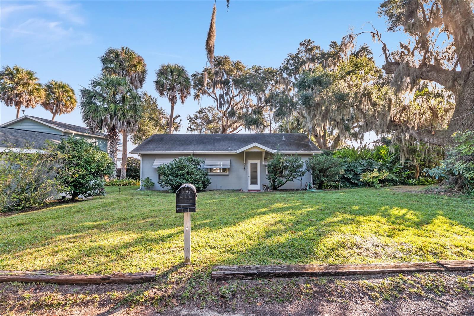 SUNSET HARBOR - Residential