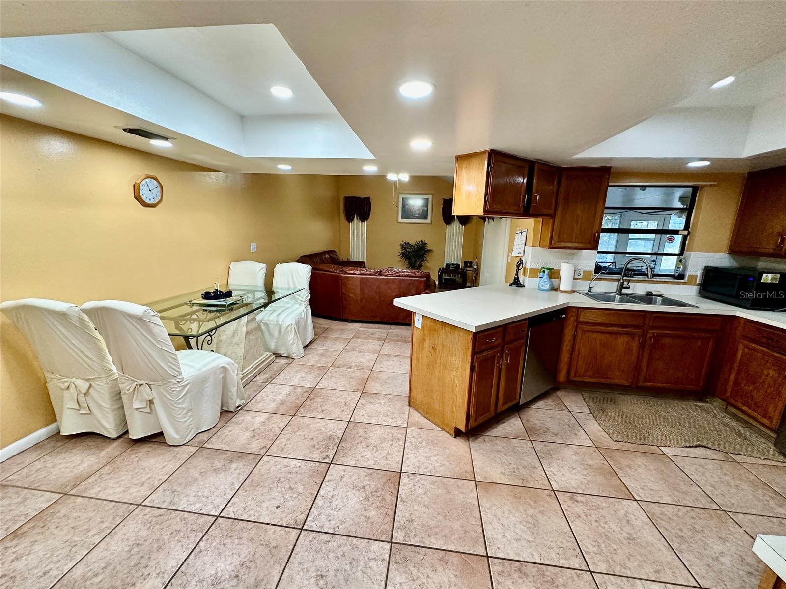 2903 SILVER RIDGE DRIVE