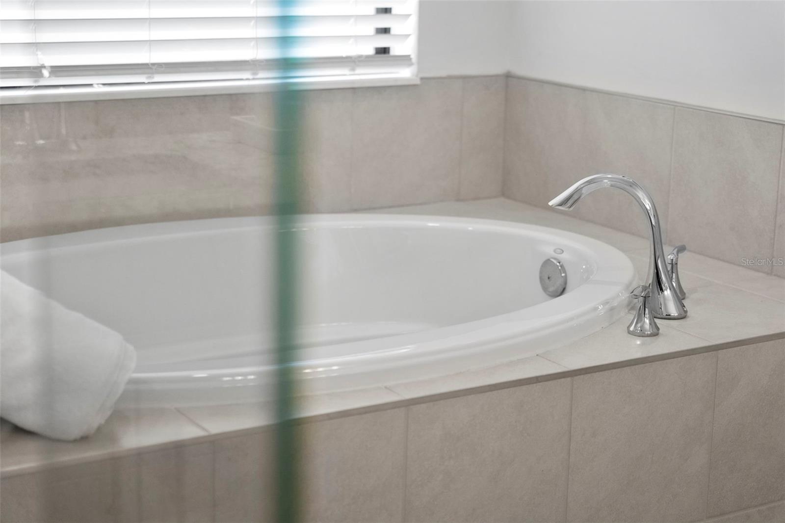 BISCAYNE LNDG II - Residential