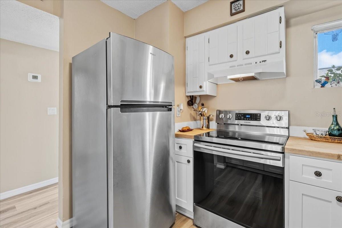 EDGEWATER VILLAGE - Residential