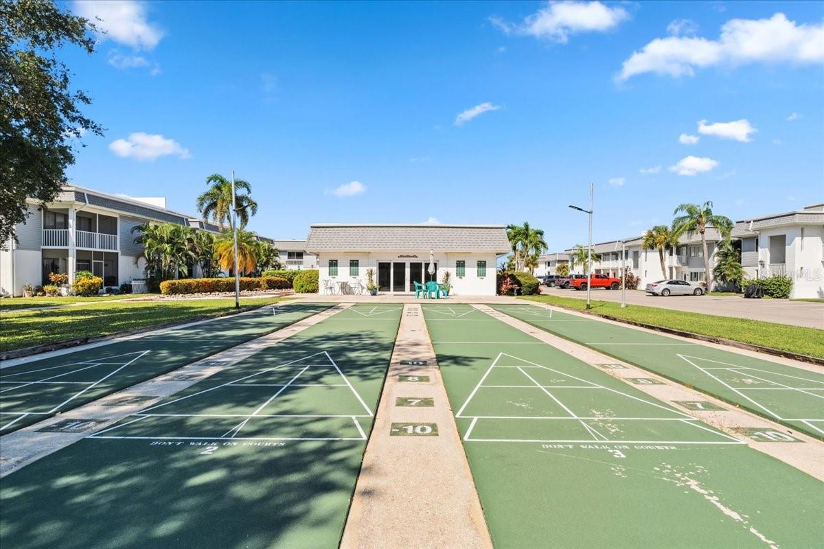 EDGEWATER VILLAGE - Residential