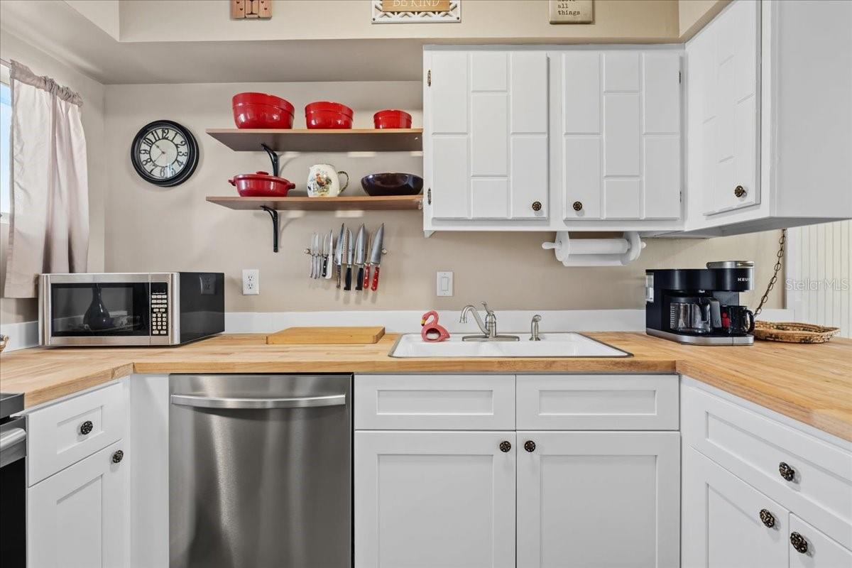 EDGEWATER VILLAGE - Residential