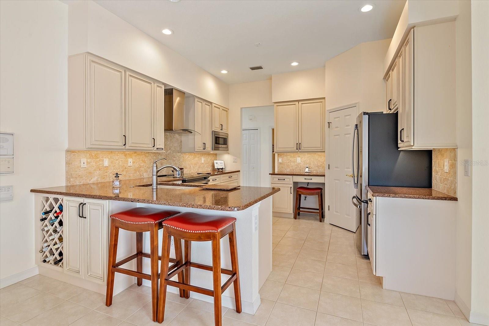 ARBOR LAKES B - Residential