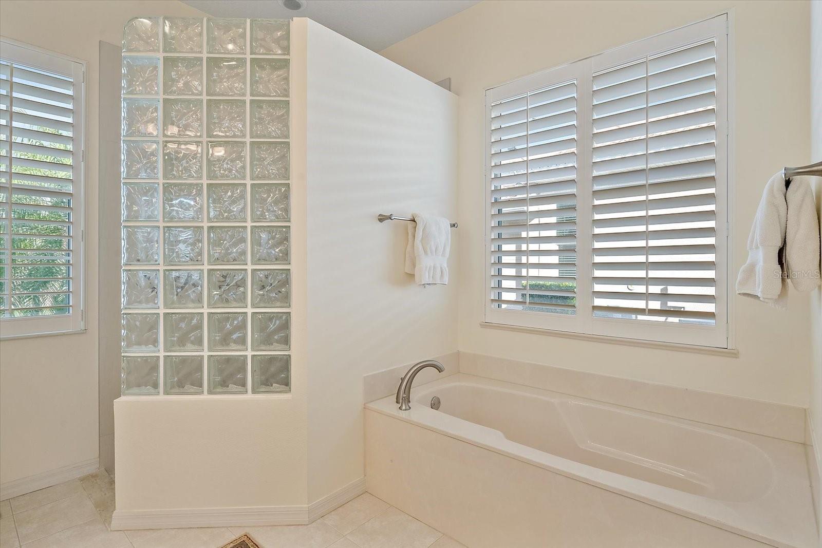 ARBOR LAKES B - Residential