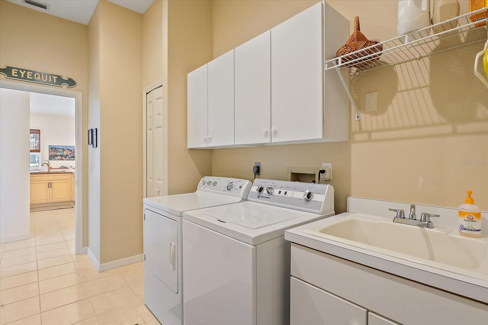 ARBOR LAKES B - Residential