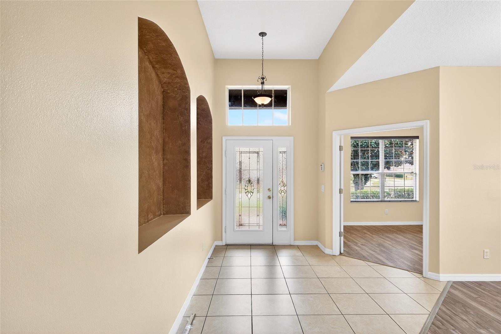 KENSINGTON MANOR L & O - Residential Lease