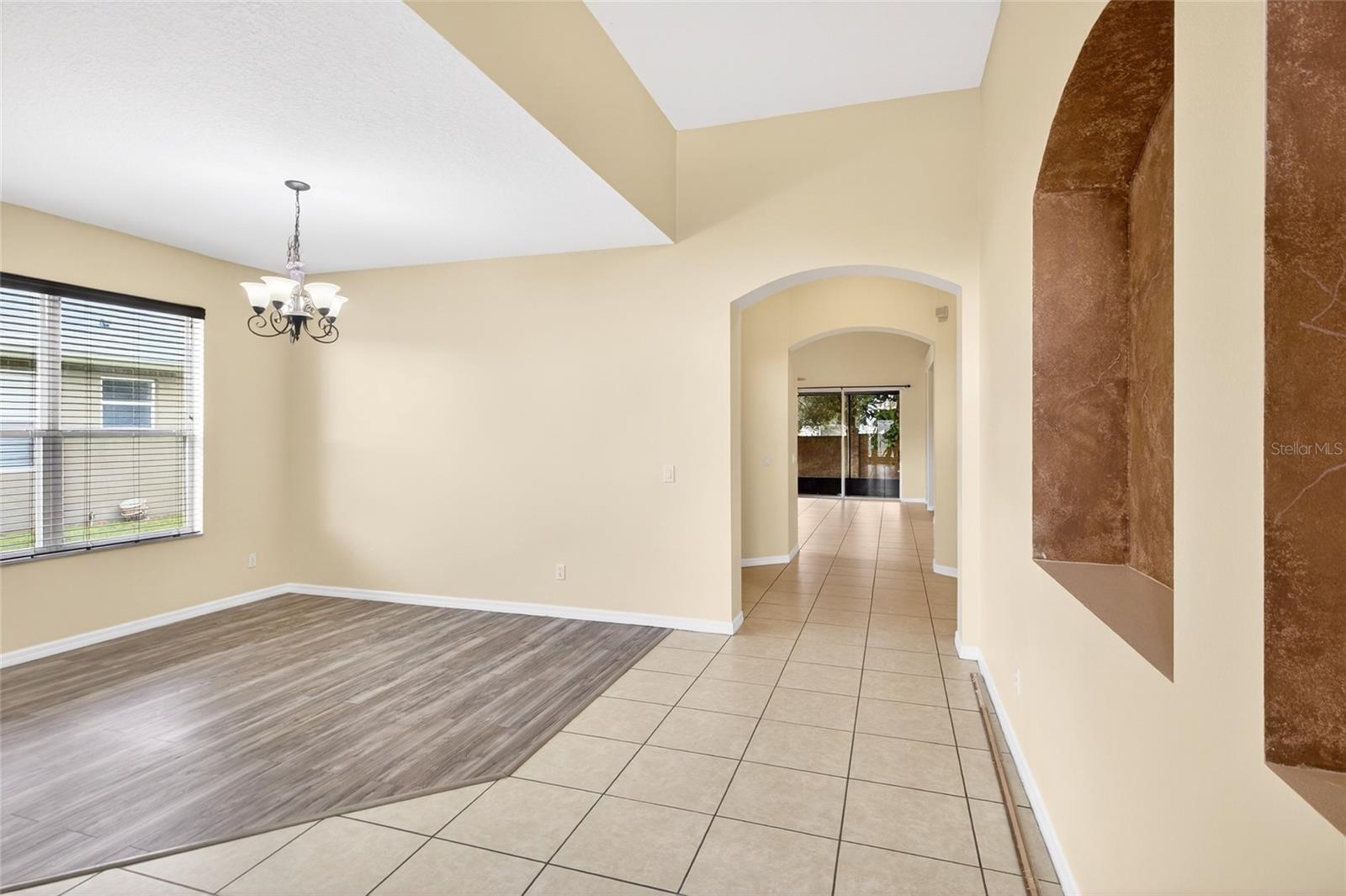 KENSINGTON MANOR L & O - Residential Lease