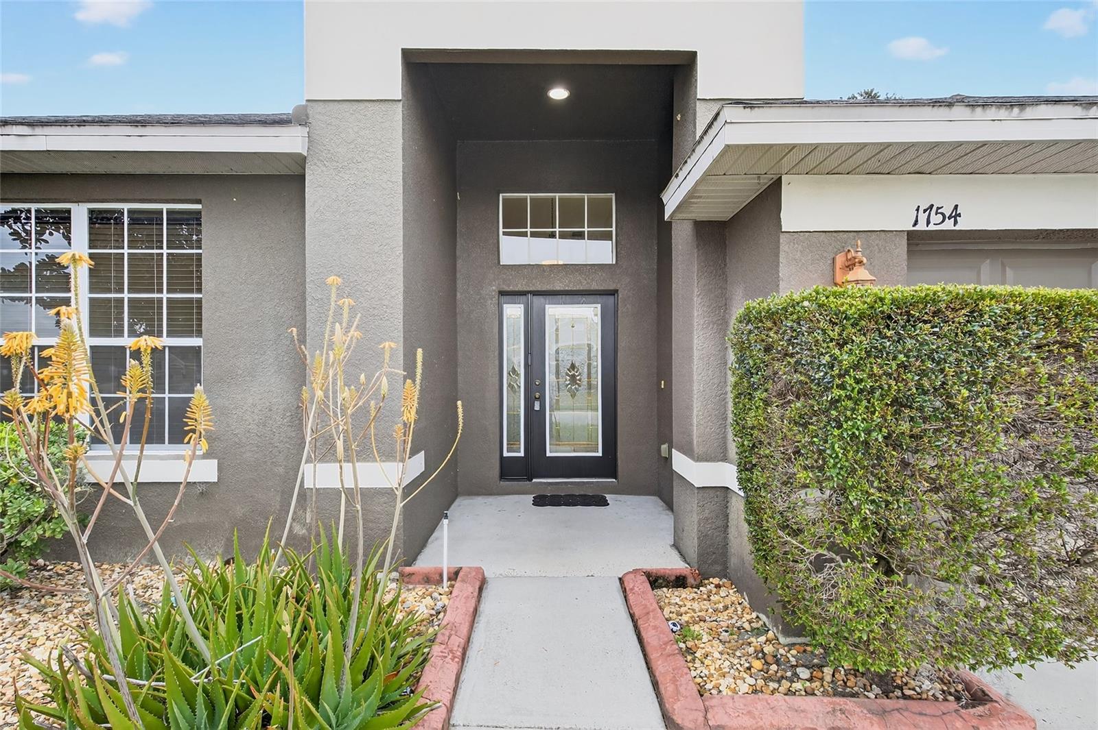 KENSINGTON MANOR L & O - Residential Lease