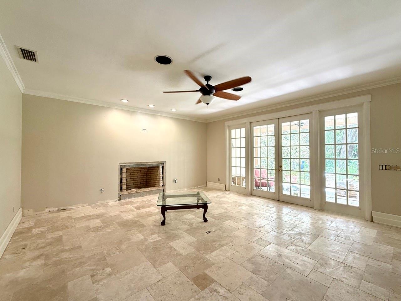 HAMMOCK WOODS - Residential