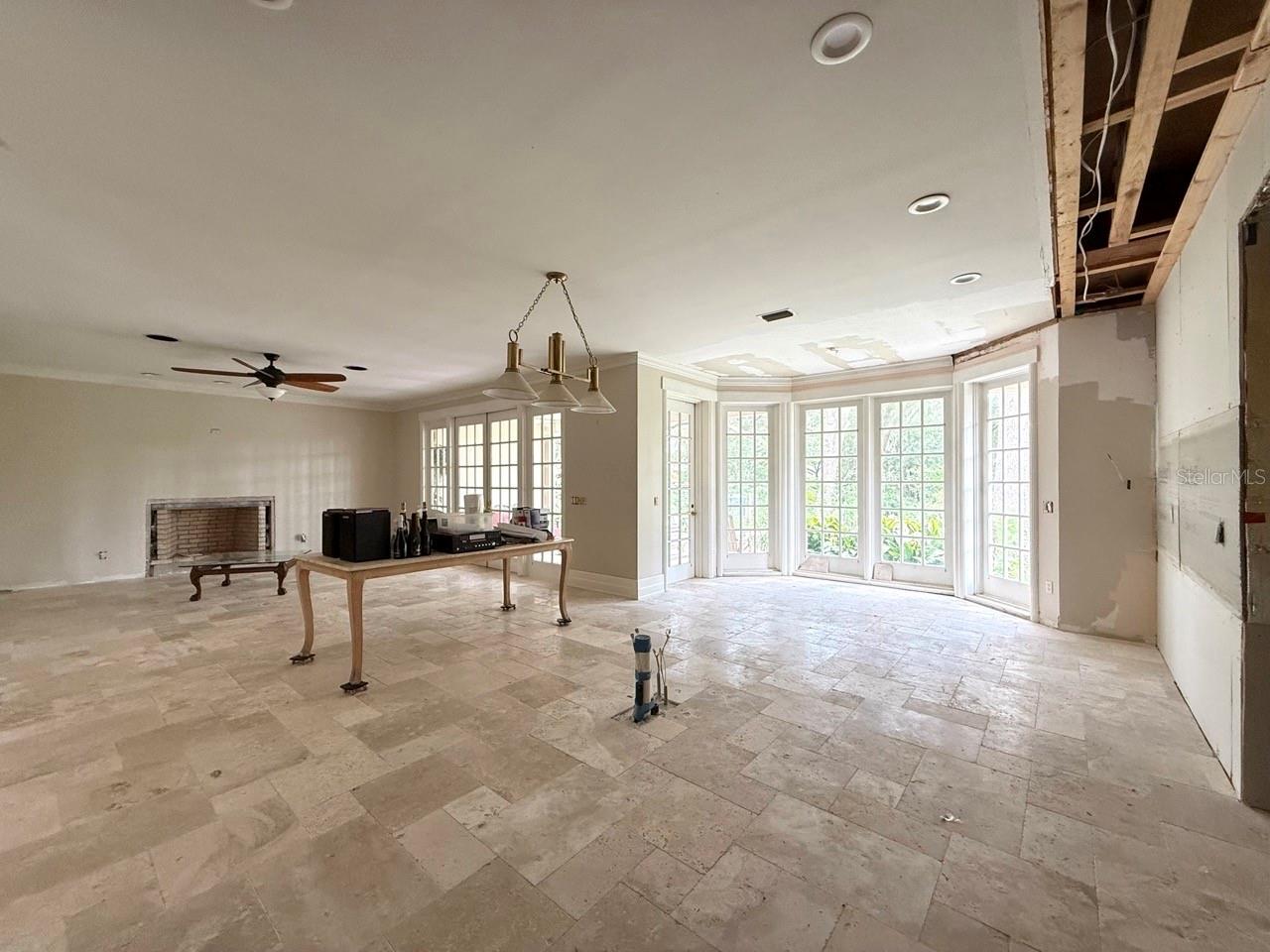 HAMMOCK WOODS - Residential