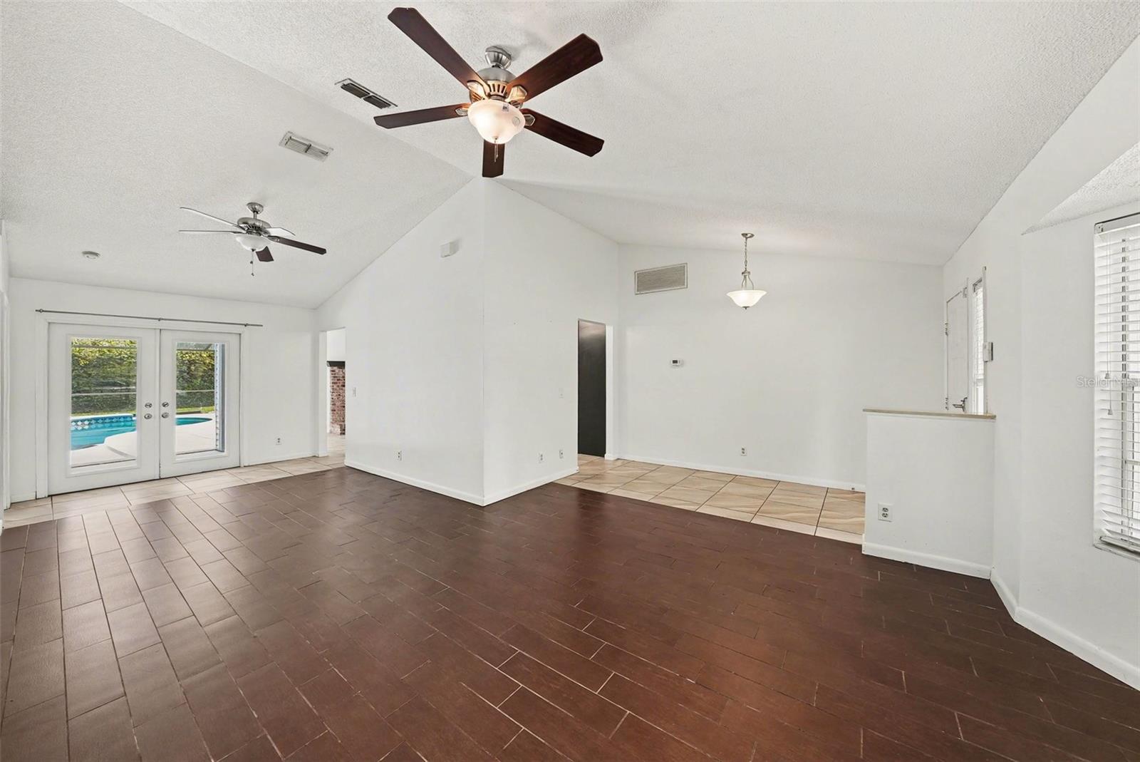 CUMBERLAND MANORS PHASE 1 - Residential