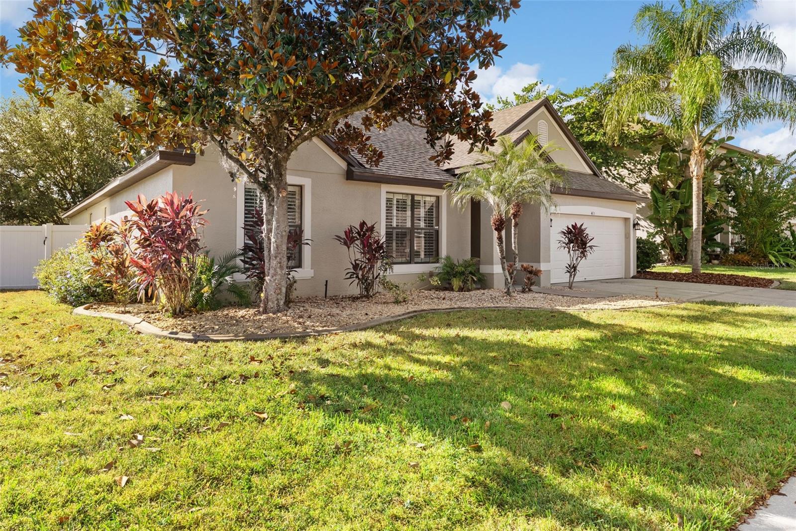 OAK LANDING - Residential