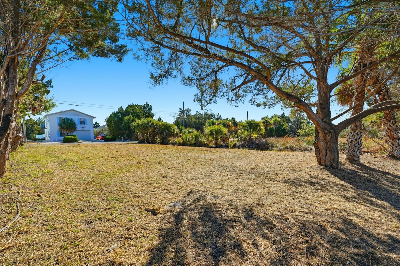 HERNANDO BEACH - Land