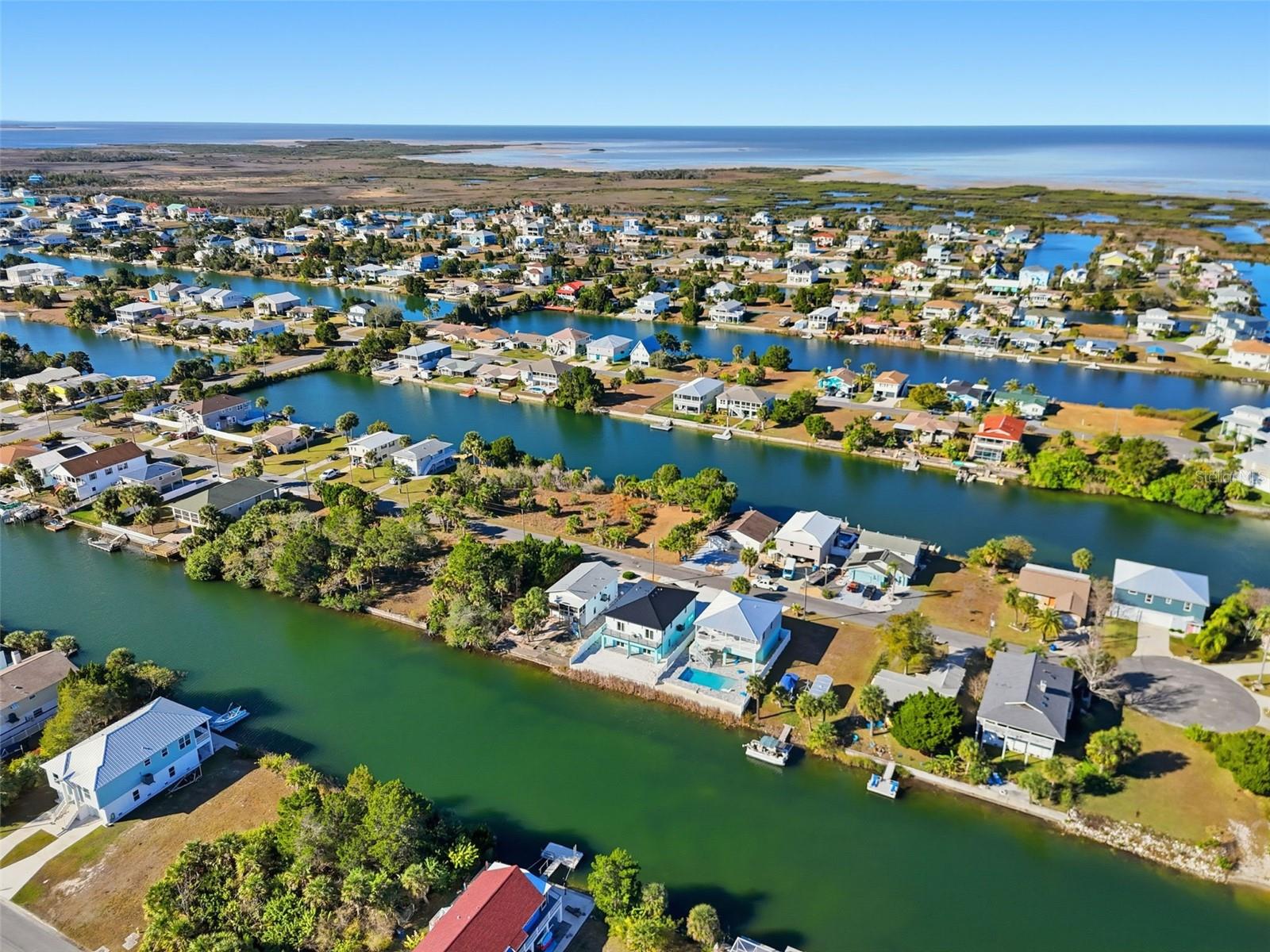 HERNANDO BEACH - Land