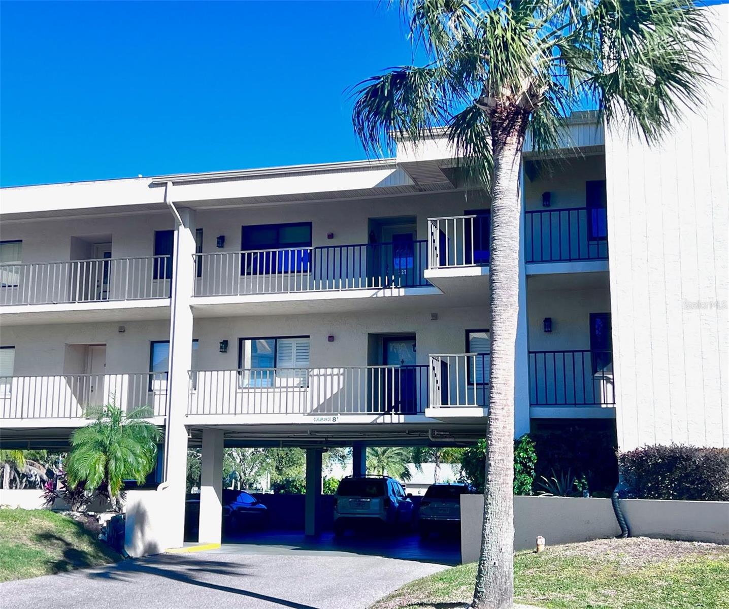 SAND PEBBLE POINTE CONDO 01 AMD 02 - Residential