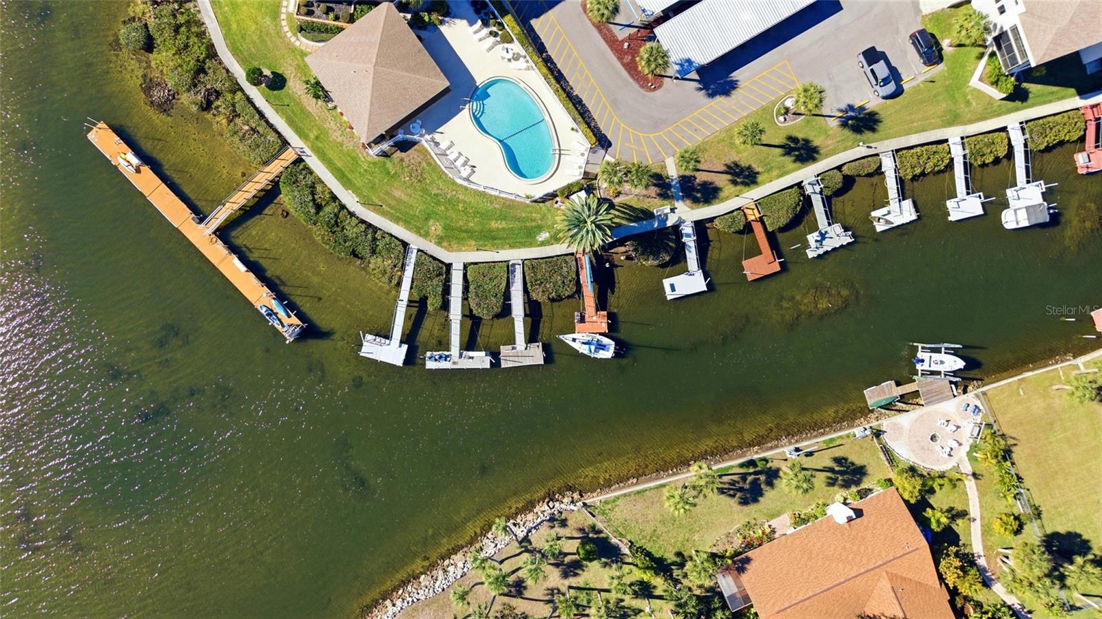 SAND PEBBLE POINTE CONDO 01 AMD 02 - Residential