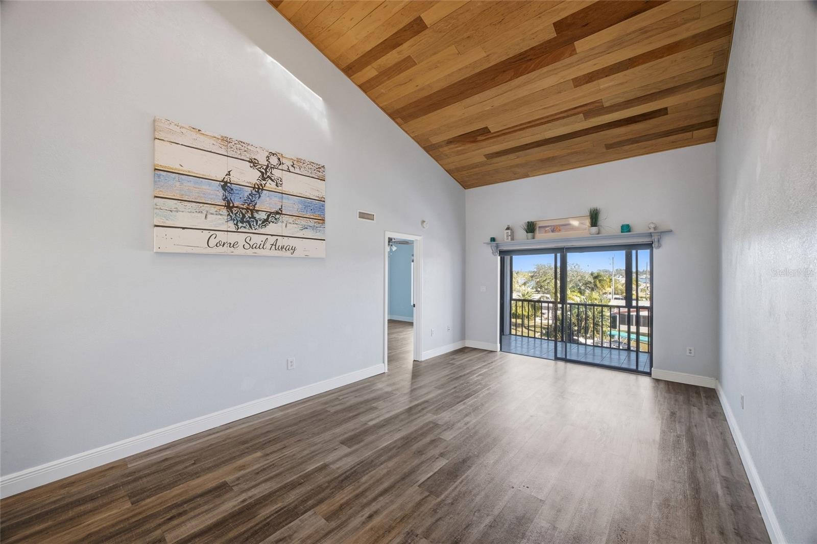 SAND PEBBLE POINTE CONDO 01 AMD 02 - Residential