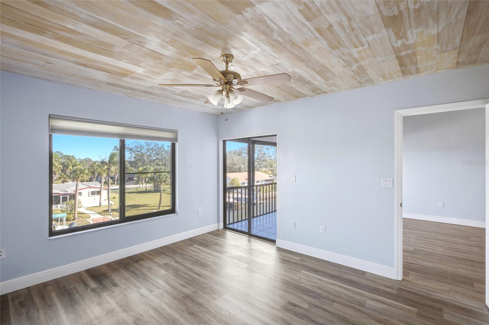 SAND PEBBLE POINTE CONDO 01 AMD 02 - Residential