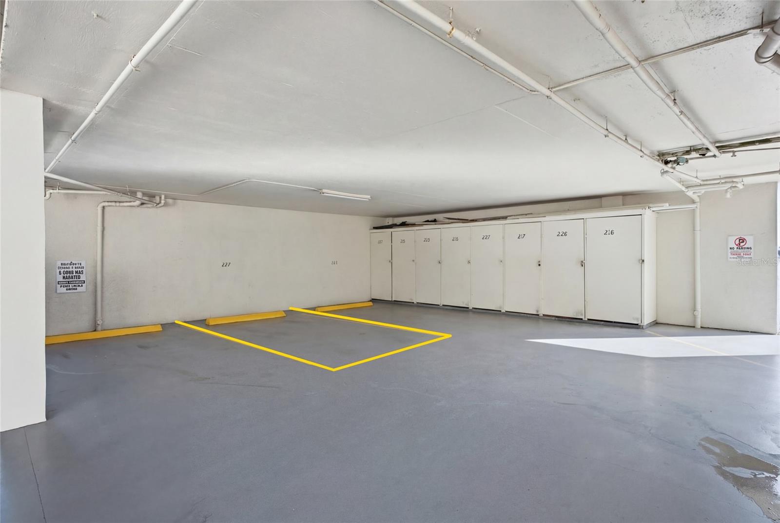 SAND PEBBLE POINTE CONDO 01 AMD 02 - Residential