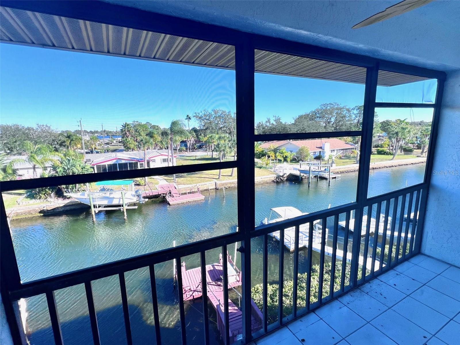 SAND PEBBLE POINTE CONDO 01 AMD 02 - Residential