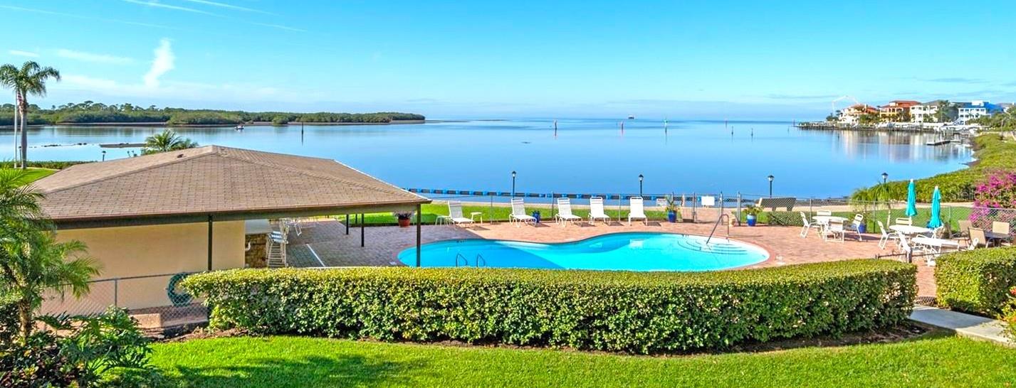 SAND PEBBLE POINTE CONDO 01 AMD 02 - Residential