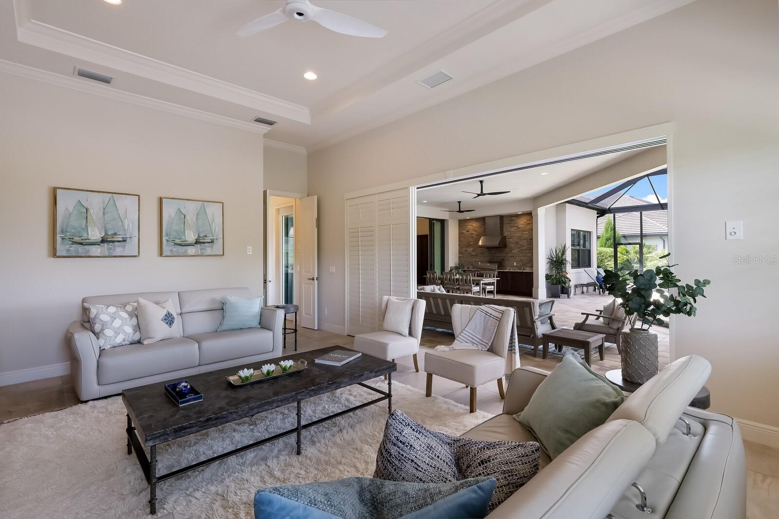 COUNTRY CLUB EAST AT LAKEWD RNCH YY1-4 - Residential