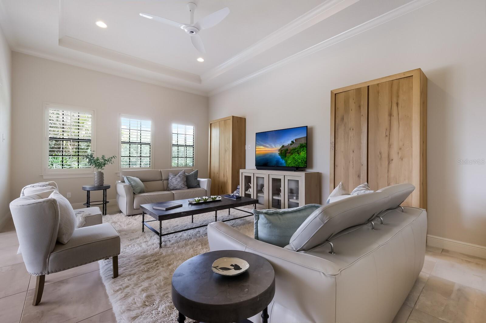 COUNTRY CLUB EAST AT LAKEWD RNCH YY1-4 - Residential