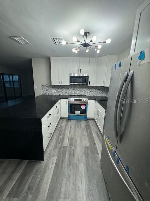 1503 CANAL COURT