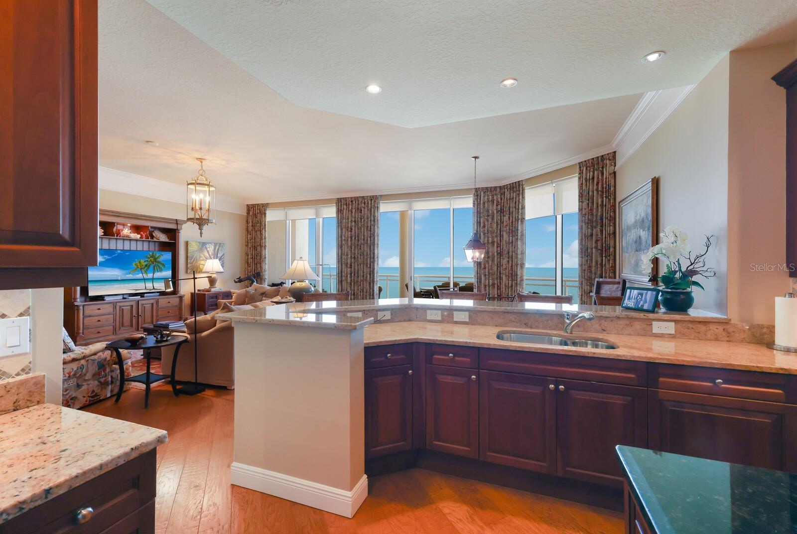 THE BEACH RESIDENCES - Residential