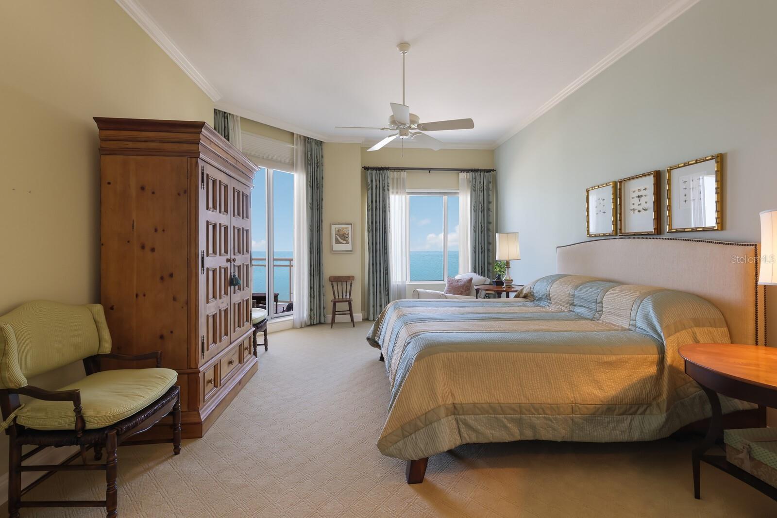 THE BEACH RESIDENCES - Residential