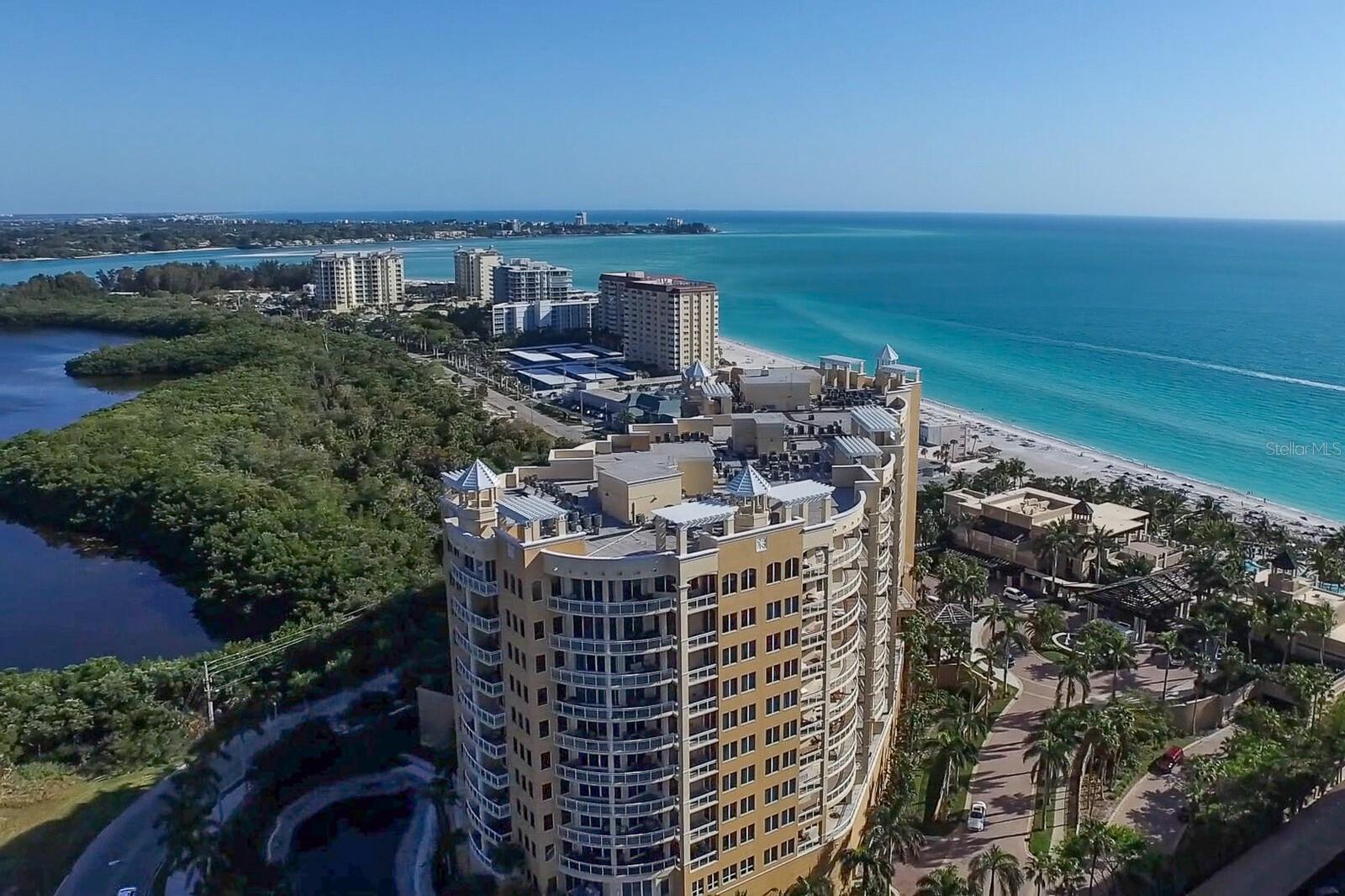 THE BEACH RESIDENCES - Residential
