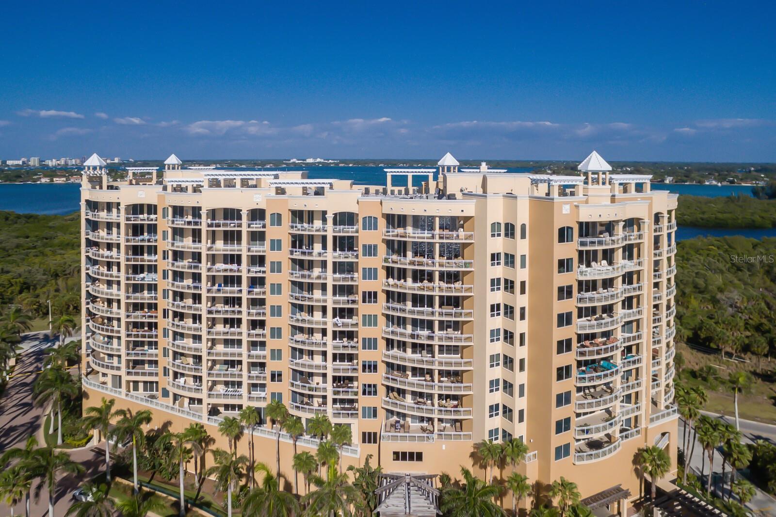 THE BEACH RESIDENCES - Residential