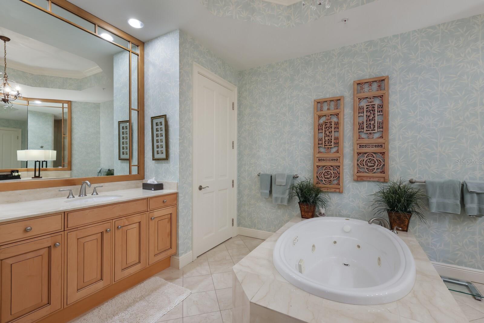 THE BEACH RESIDENCES - Residential