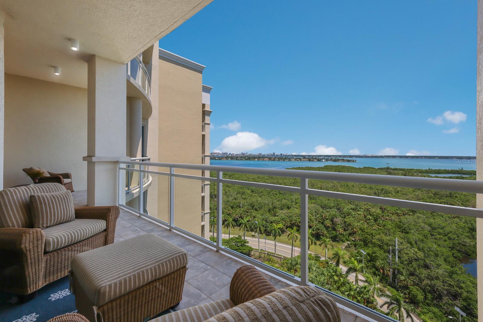 THE BEACH RESIDENCES - Residential